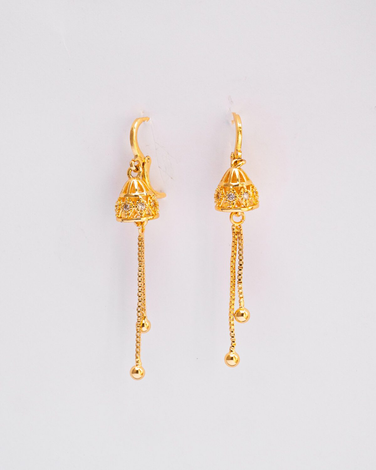 LUXETON GOLD EARRING-DSC03110