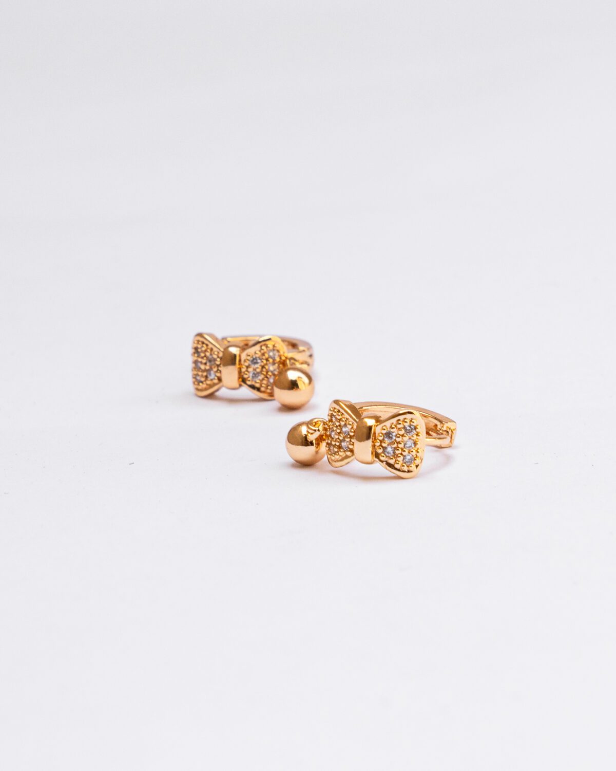 LUXETON GOLD EARRING-DSC03125